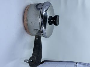 1.5qt Revere Ware Pot-- Copper Bottom with Lid